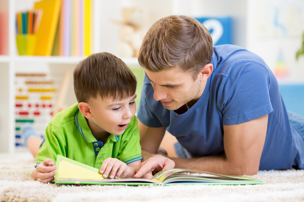9 روش ترغیب کودکان به خواندن کتاب 